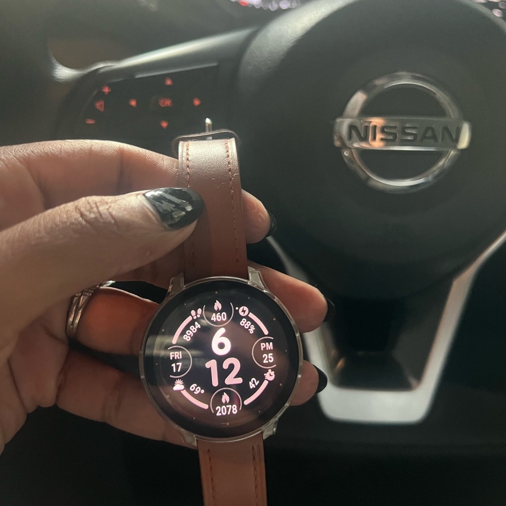 Garmin Venu 3s with Tan Strap. Multiple bands included. Had one month.